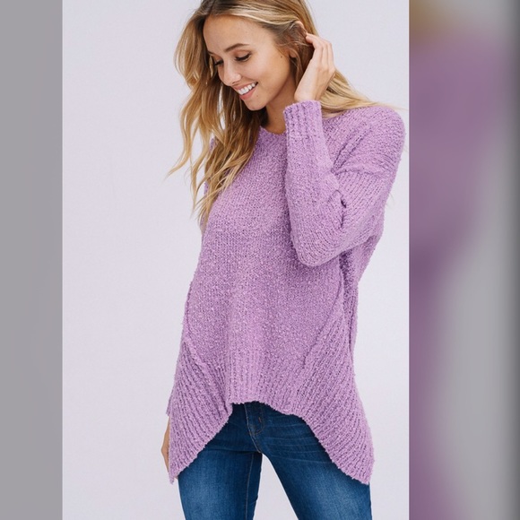 ❤️LAST 1! Soft! Lilac Asymmetric Hem Sweater! - Picture 4 of 4